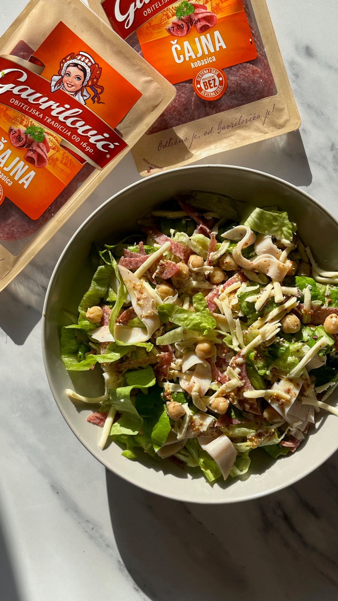 Tea Sausage salad